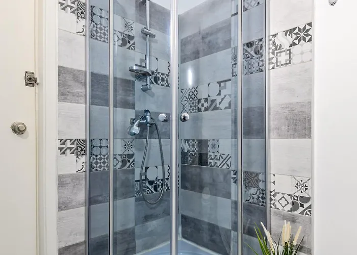 Walter Manor Old Town - Balcony And Self Check-in