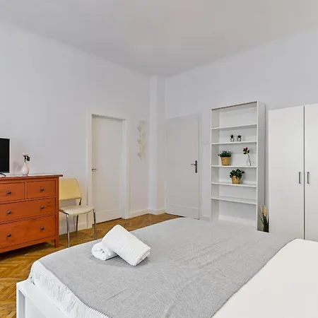 Walter Manor Old Town - Balcony And Self Check-in * בוקרשט